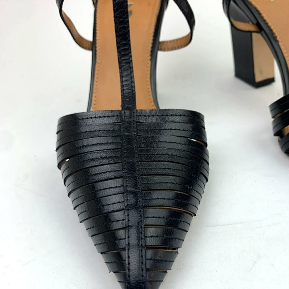 FRANCO SARTO Saira Leather Perforated T-Strap Pump - Picture 11 of 14